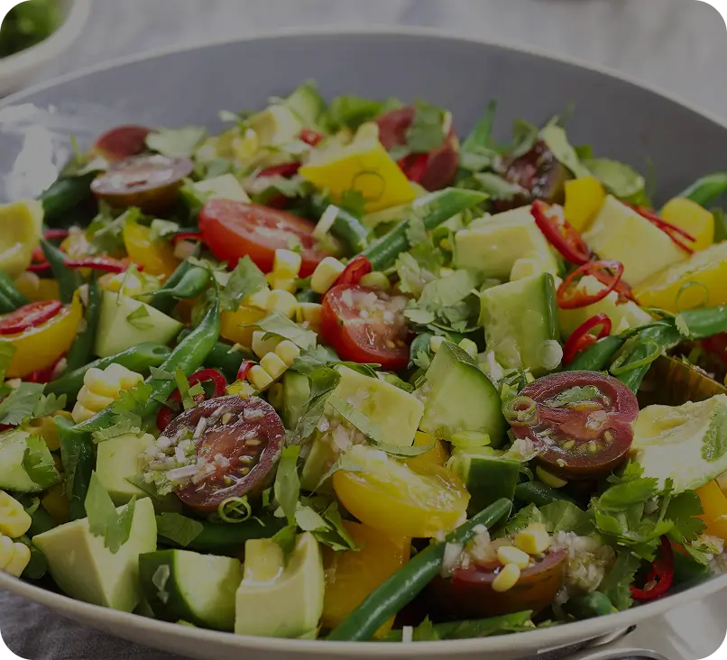 Fresh salads & bowls